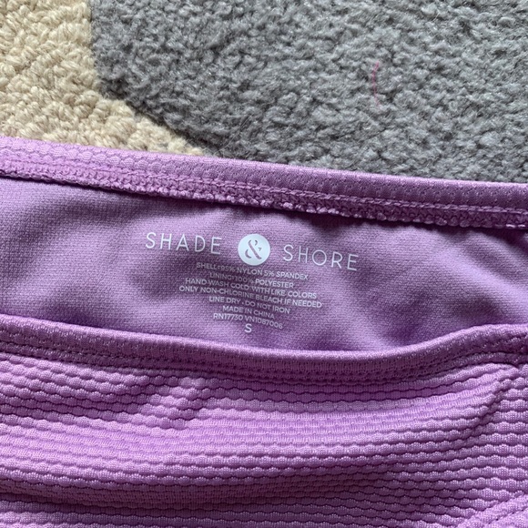 Bikini - Picture 2 of 10